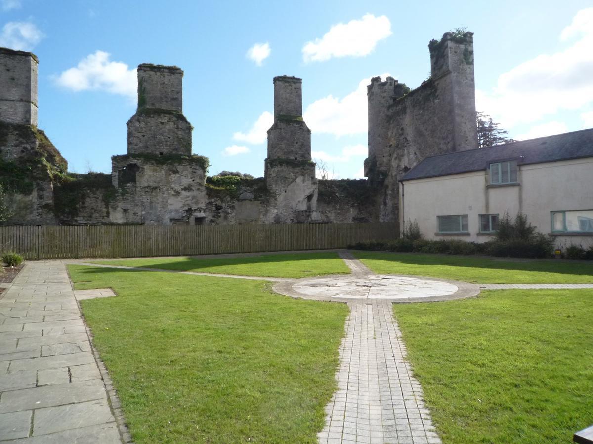 Castlemartyr Holiday Mews 3 Bed By Trident Holiday Homes Eksteriør billede